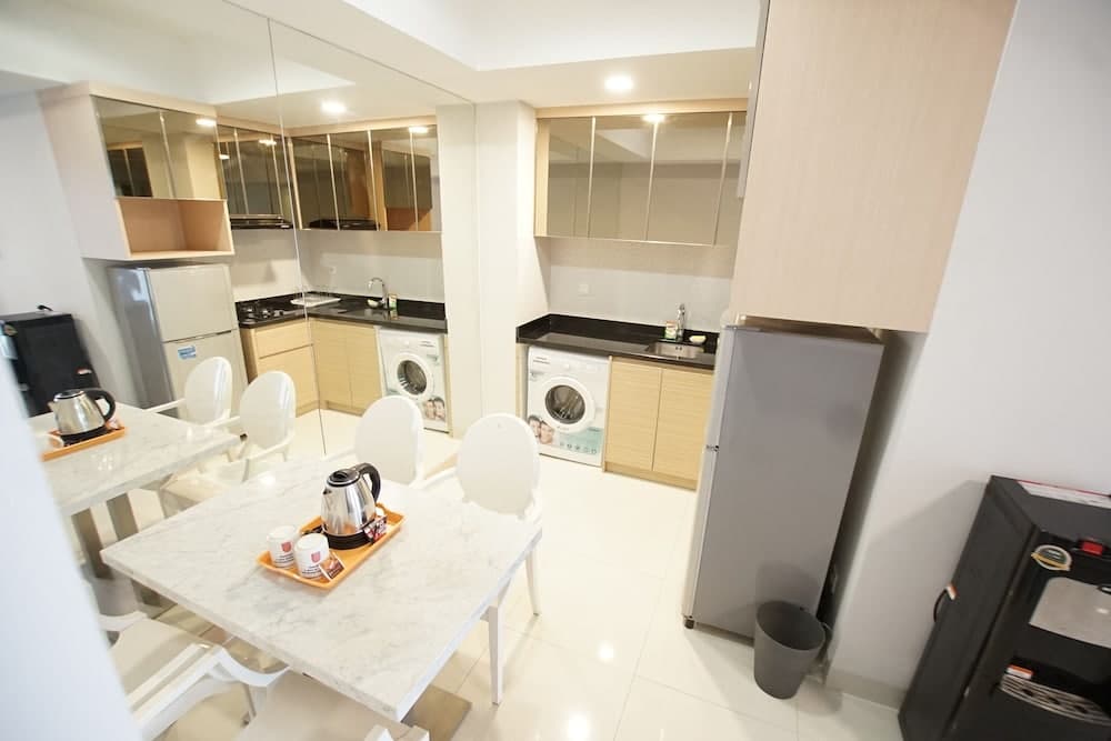 Apatel The Mansion Jasmine Aurora 31 J