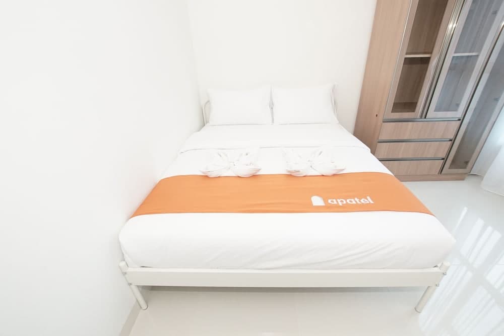 Apatel Roseville SOHO & Suite