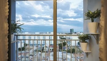 An Nhien Hotel Apartment - Phu Thinh Plaza