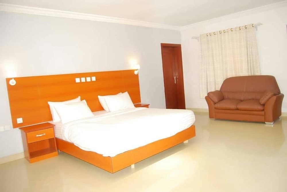 Venus Hotels & Suites