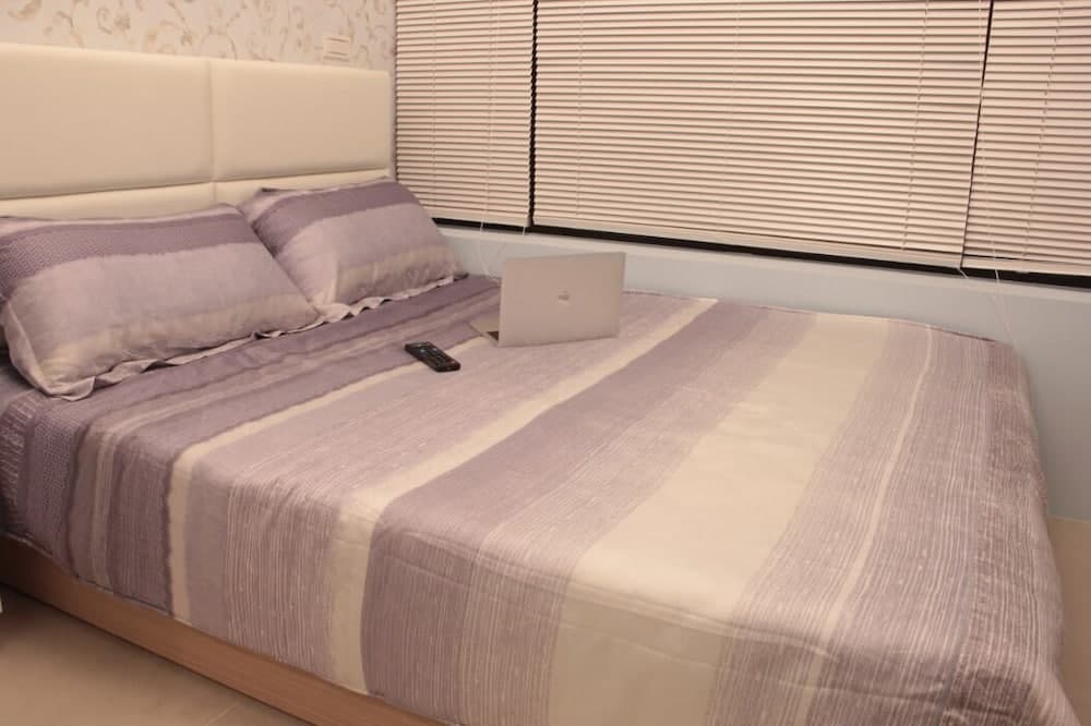 Ha Ha Cat Home Shipai