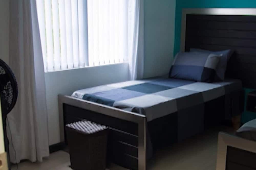 Beautiful 3-bed House in Saint Catherine Portmore