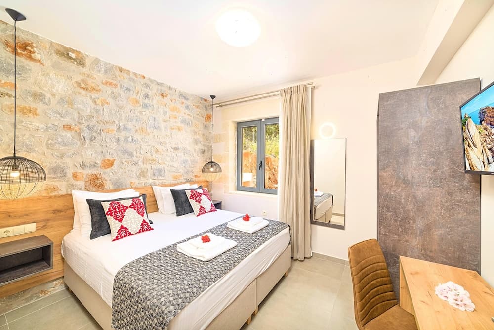 Villa Vardis Heated Pool