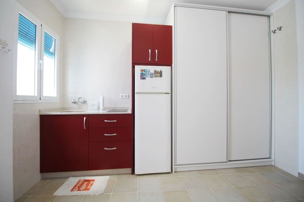 1061 Studio de la Torre