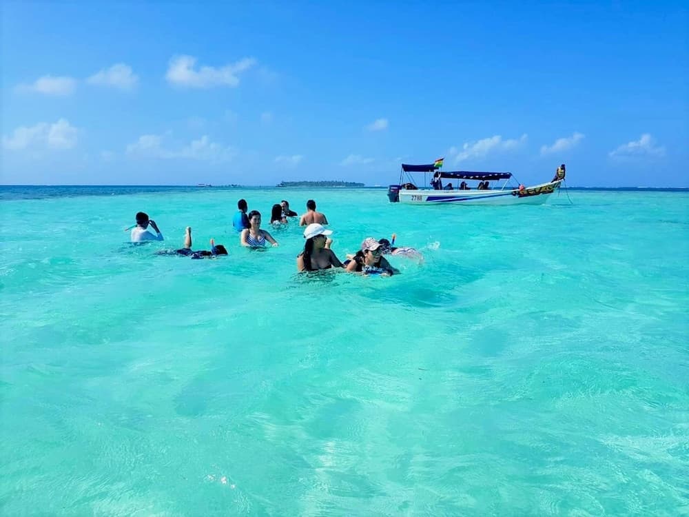 San Blas Private Oceanfront Cabin