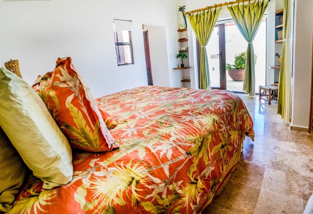 Royal Palms 10 2 Bedroom Condo by RedAwning