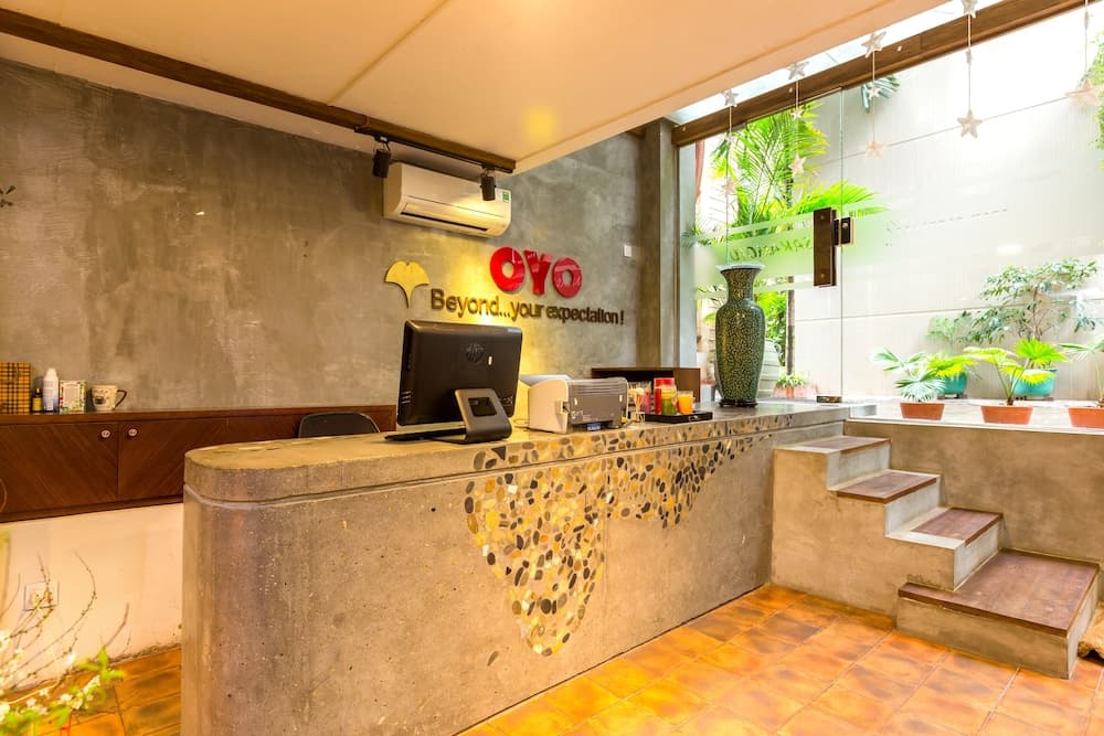 OYO 906 Saka Residences