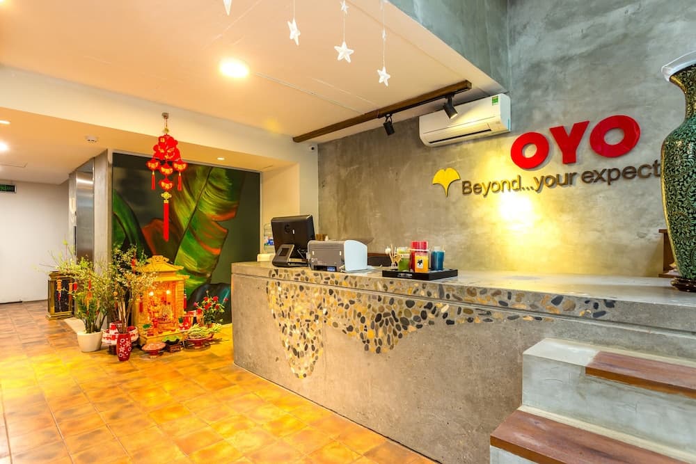 OYO 906 Saka Residences
