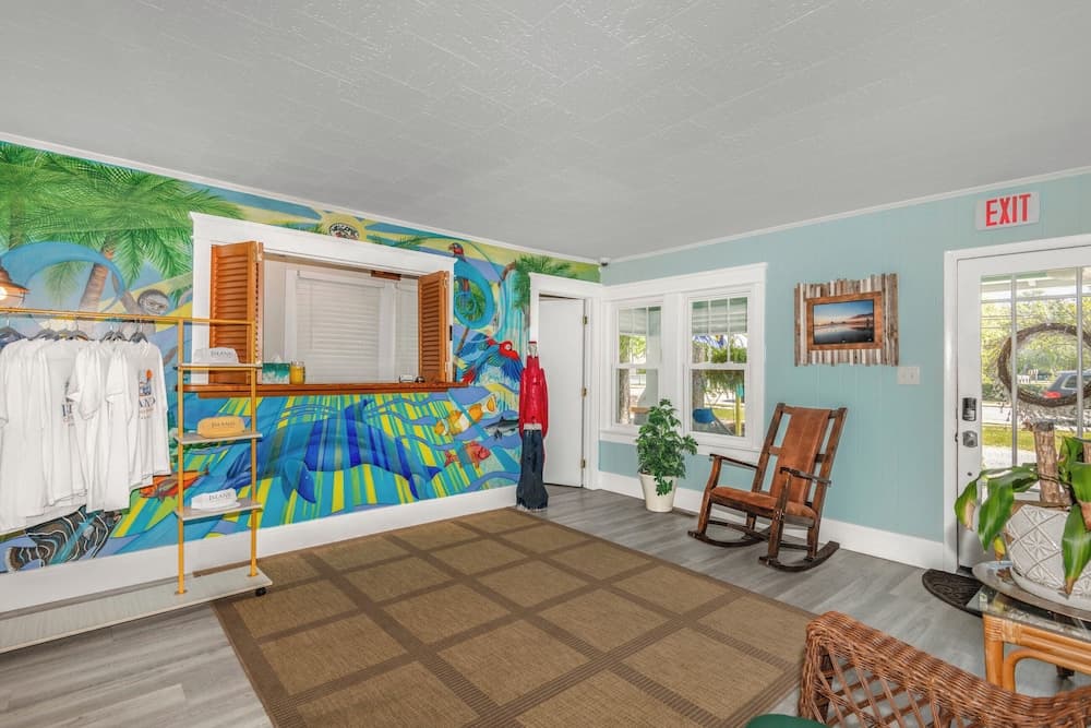 Island Guesthouse and Motel