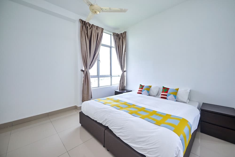 OYO Home 89748 Classic 3 Br The Arc