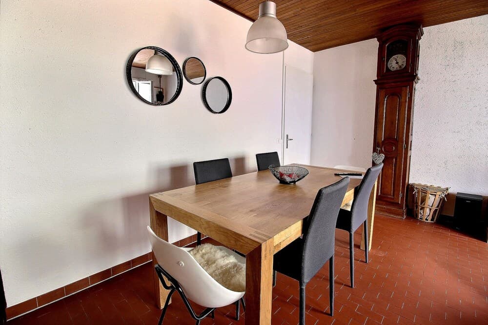 Ravinesrooms Located at 500 Meters From the Cableway