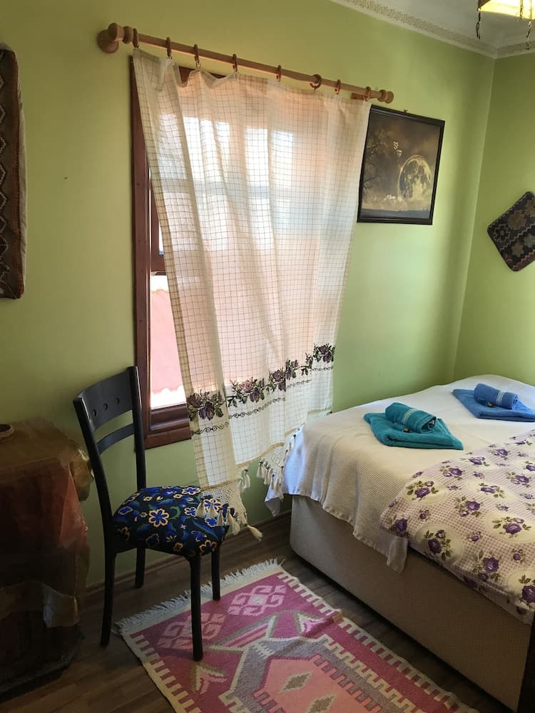 Sirince Gargamelin Evi