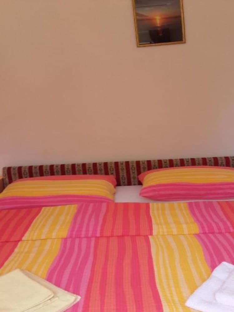 Apartments Smilje & Maslina