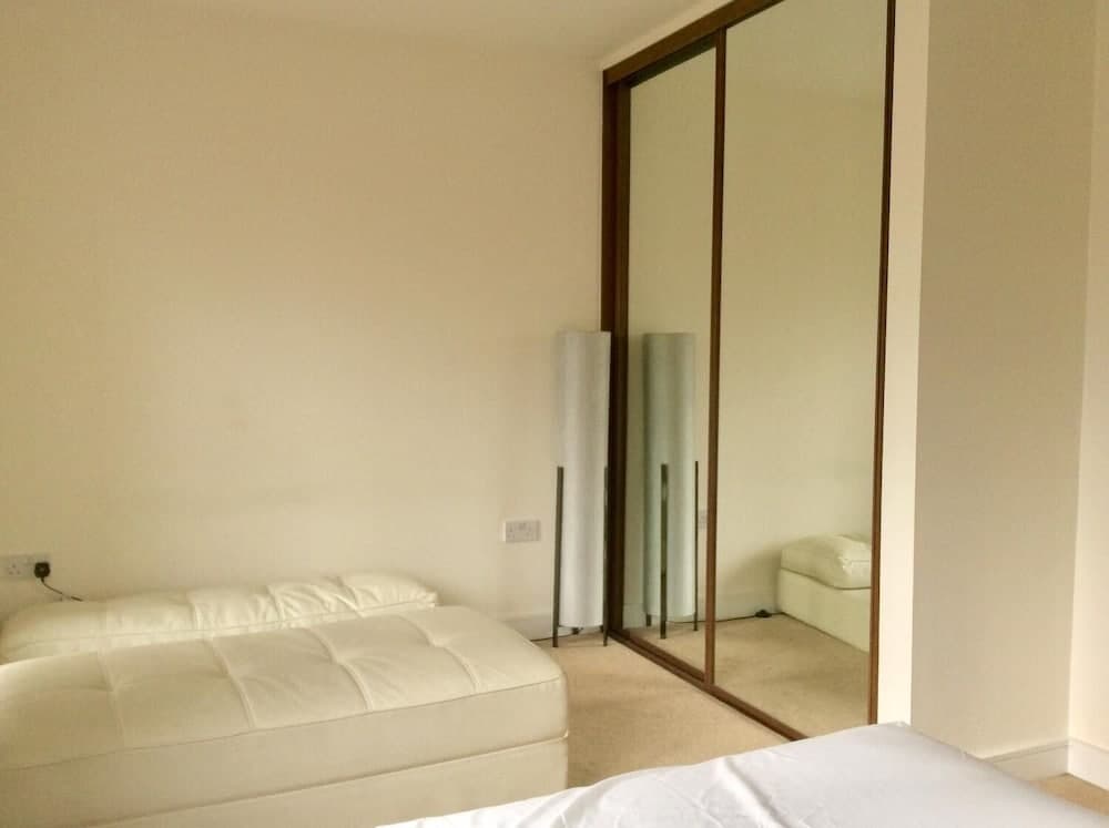 Igloo CityCroft Luxury Townhouse