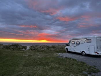 Midnattsol rom og hytter