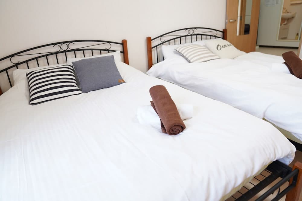 Metro Hanazonocho Apartment 2