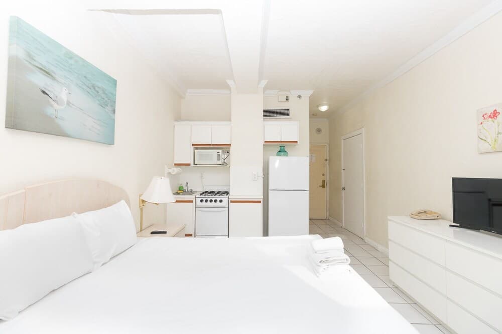 467 Studio Hollywood Beach Resort