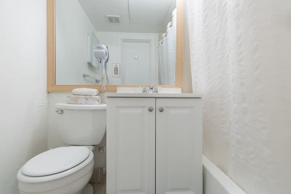 668 Ocean View Hollywood Beach