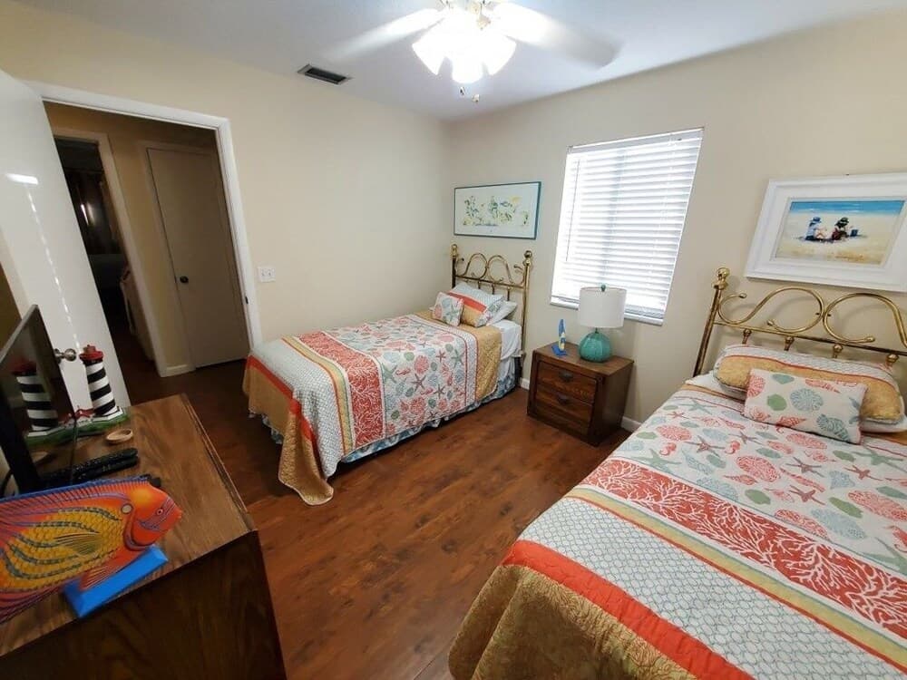 Summerhouse 251 2 Bedroom Condo by RedAwning