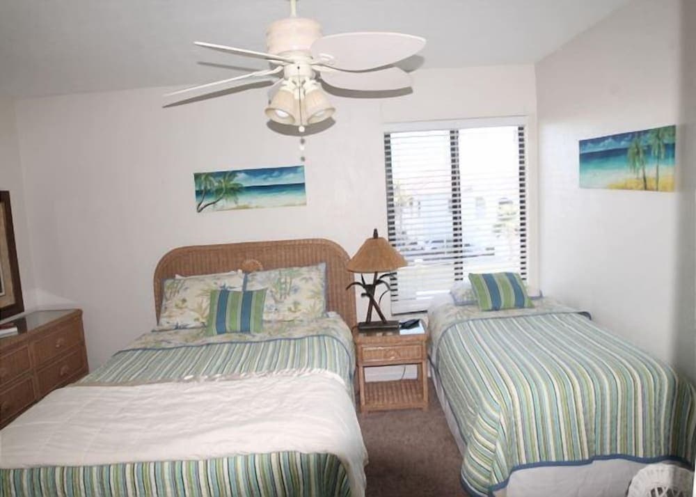 Colony Reef 15c 2 Bedroom Condo by Redawning