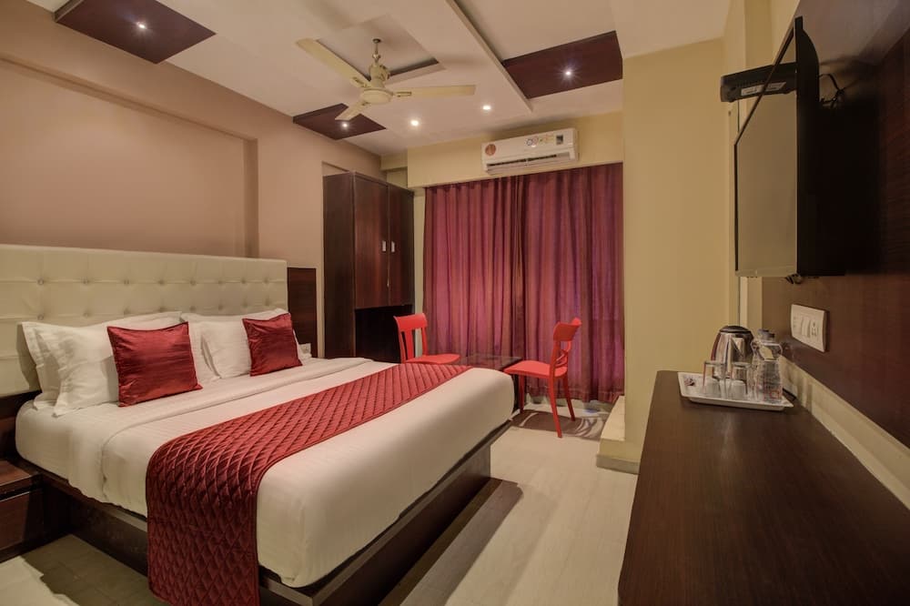 Hotel Malad Inn