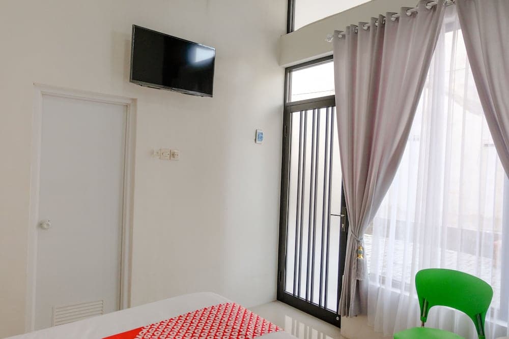 Capital O 2798 Semeru Residence Syariah