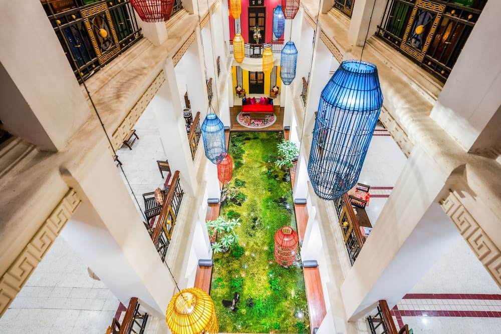 Chinatown Mandarin by Favstay