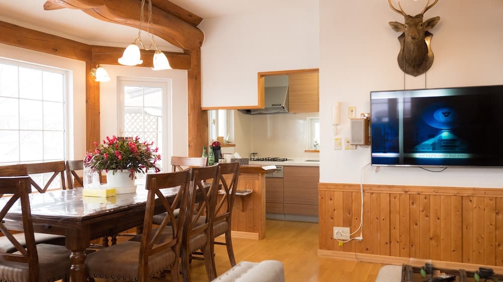 HDO Luxury Log House