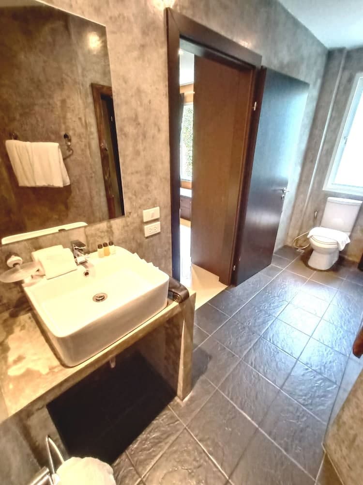 Red Sunset Private Pool Villa - Hotel Managed