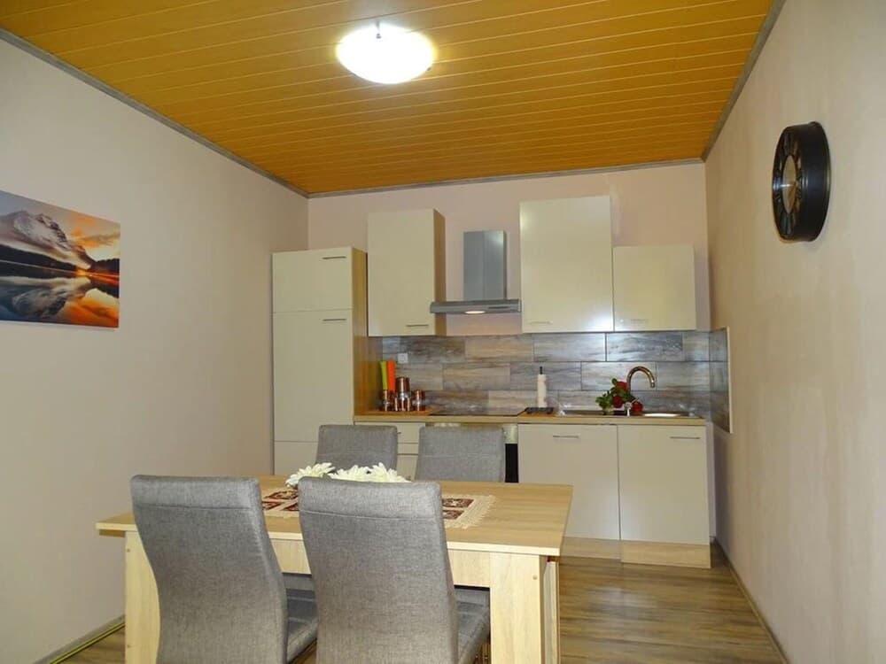 Villa Rossa mit Pool für 8 Personen