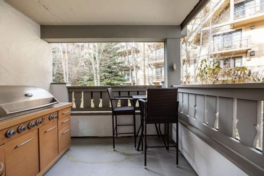 Nine Vail Road Condos Professionally-Managed in Vail Short Walk to Gondola by RedAwning