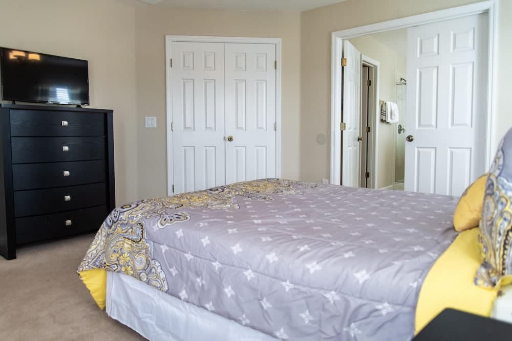 Marg Retreat by Orlando Short Term