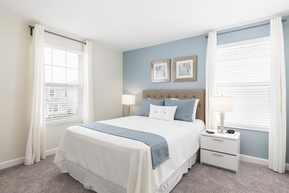 Tropical Escape by Orlando Short Term