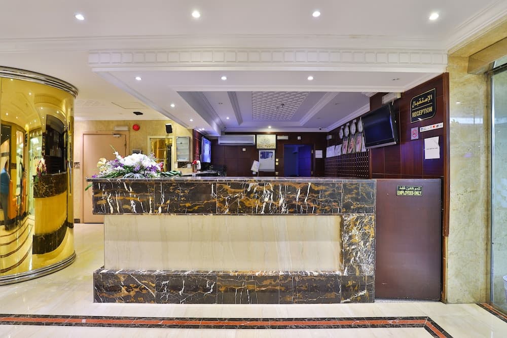 OYO 425 Hotel Manazil Alfouz