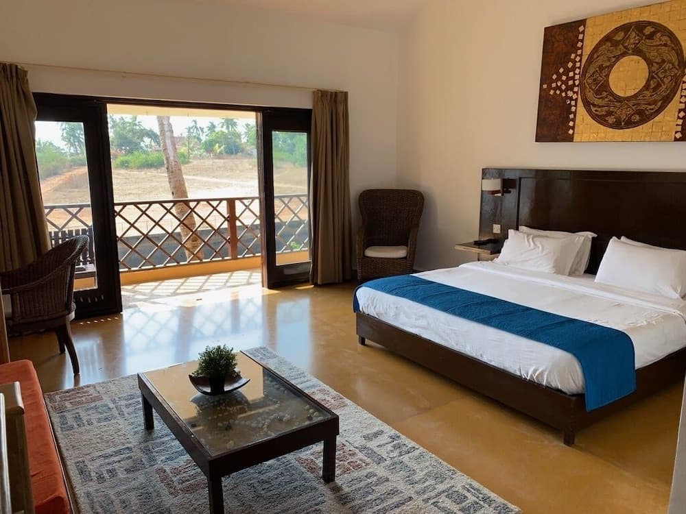 Casa Candolim Beach Front