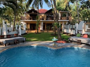 Casa Candolim Beach Front