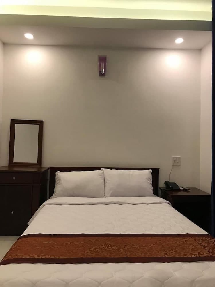 Phuong Nam Hotel