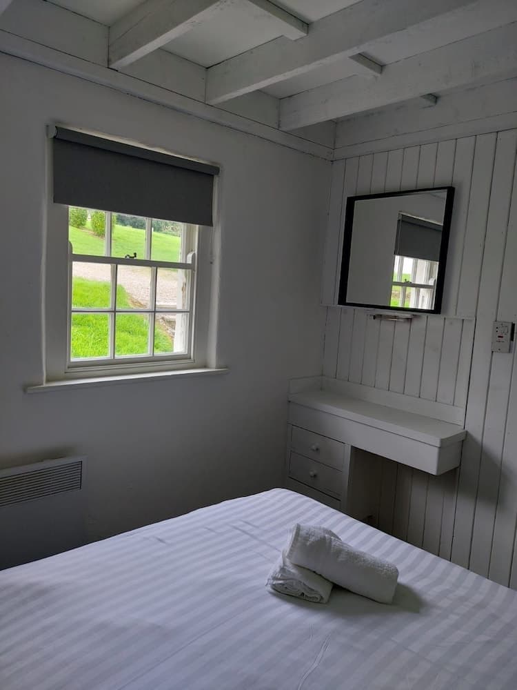 Corofin Lake Cottage No 4