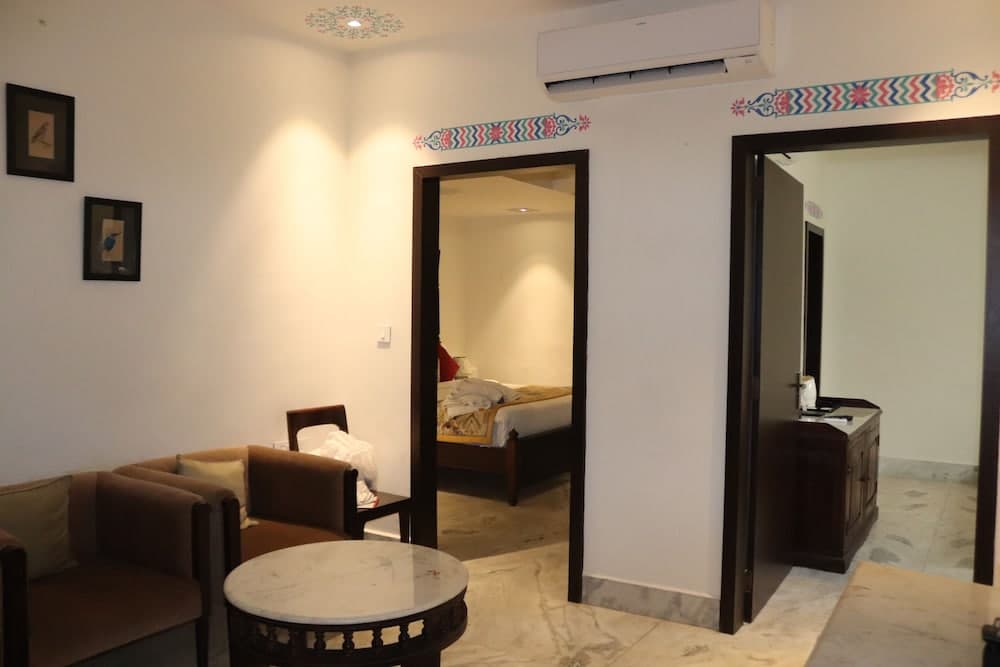 The Kumbha Residency-Luxury Resort and Spa