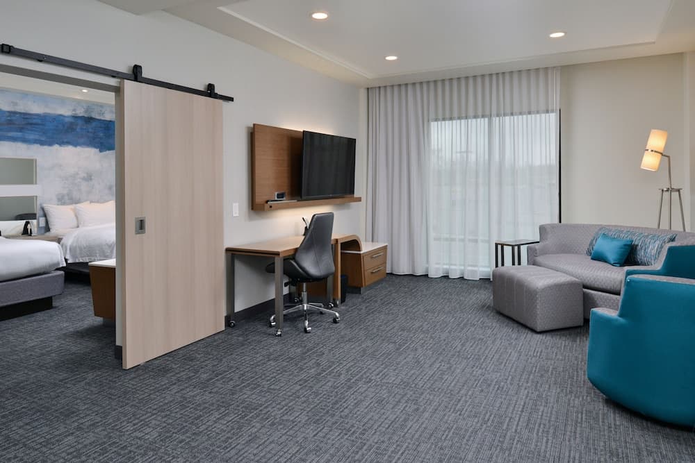 Courtyard by Marriott Charlotte Steele Creek