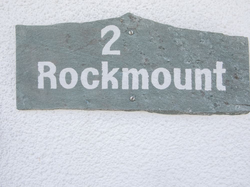 2 Rockmount