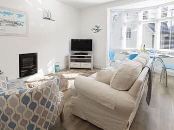 The Apartment, Newcomen Road