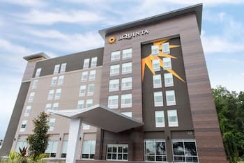 La Quinta Inn & Suite by Wyndham Lake City