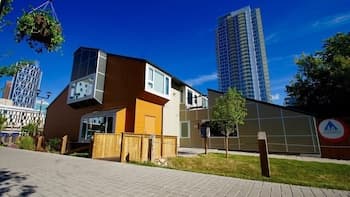 HI Calgary City Centre - Hostel