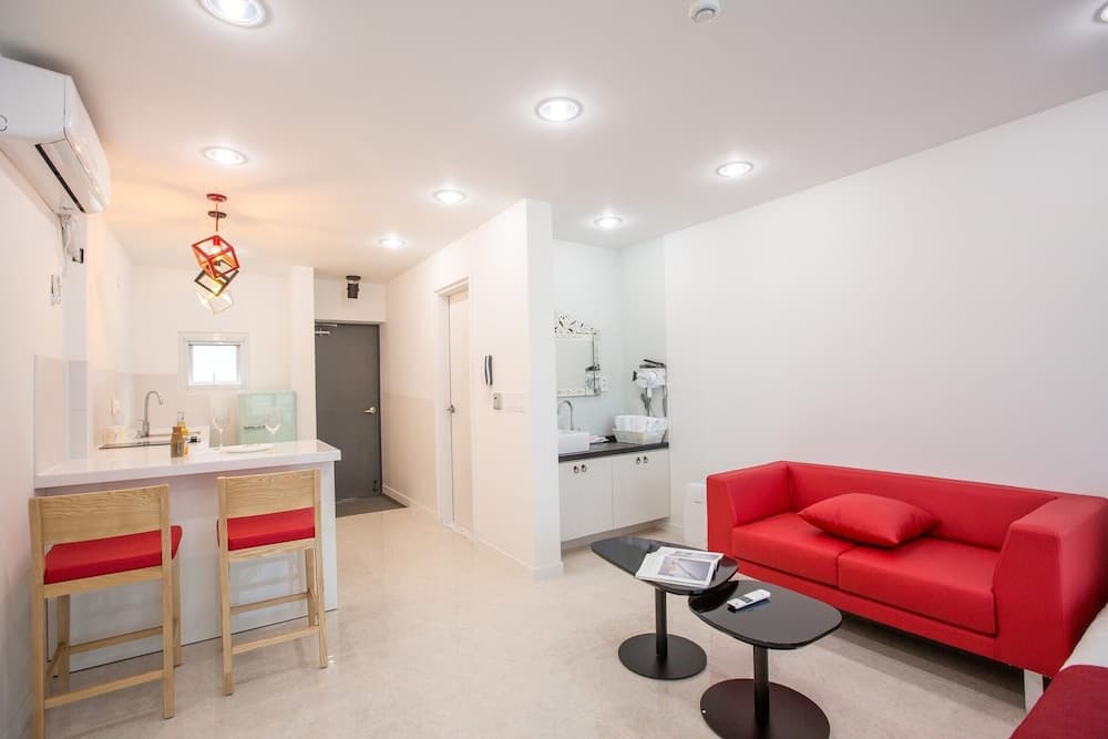 Geoje Star Marine Pool Villa Pension - F