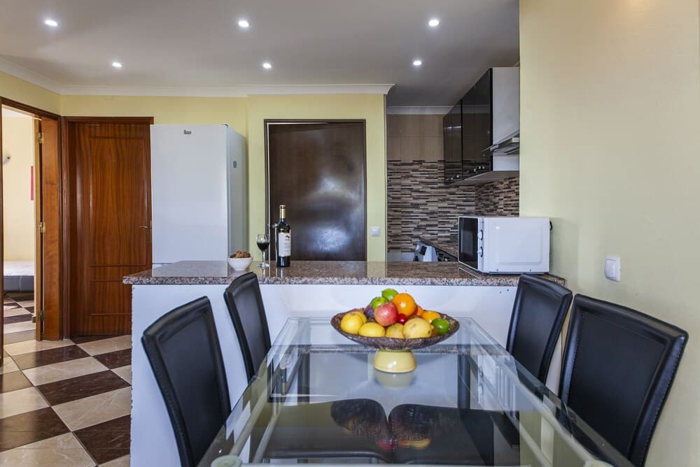 B47 - Walkway Beachview Place