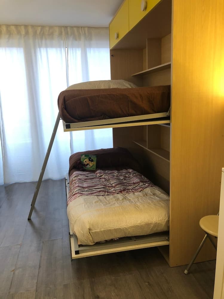 Studio Low Cost Corinto Estudio