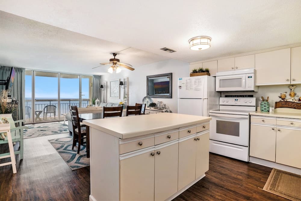 0602 Waters Edge Resort Studio Bedroom Condo by RedAwning