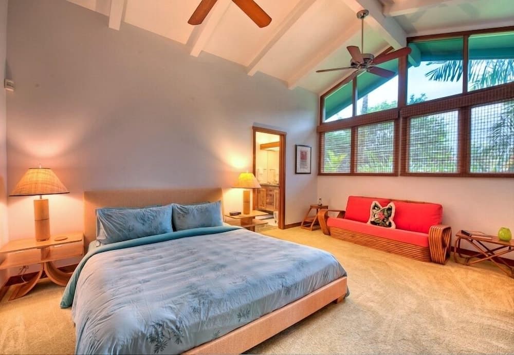 Lani Kai 4 Bedroom Home by Redawning