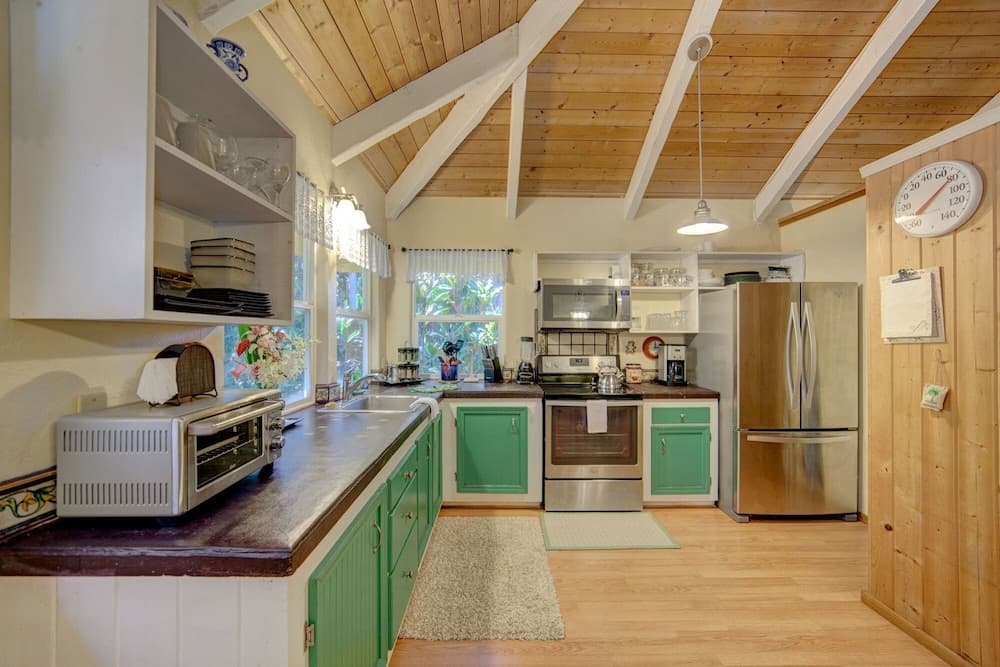 Papai Lanai 3 Bedroom Home by Redawning